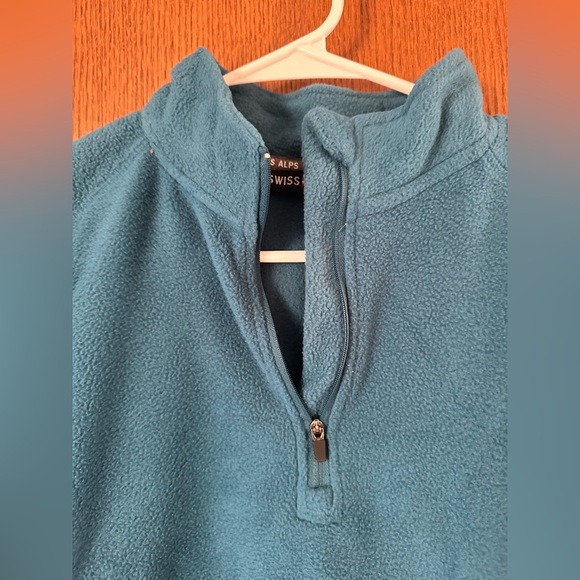 NWT Swiss Alps Polar Performance Fleece 1/4 Zip in Teal/Blue Size Medium - Picture 3 of 7